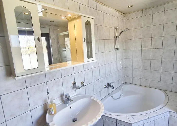 Relaxing 120 M2 Escape Near Cologne *